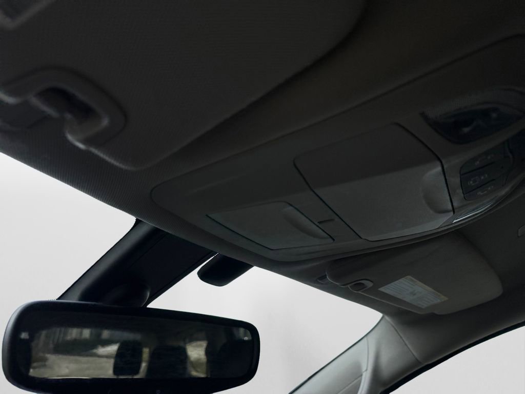 Certified 2019 Chrysler Pacifica Touring-L image 27