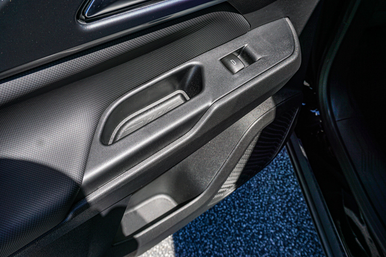 New 2026 Chevrolet Equinox EV LT FWD image 49