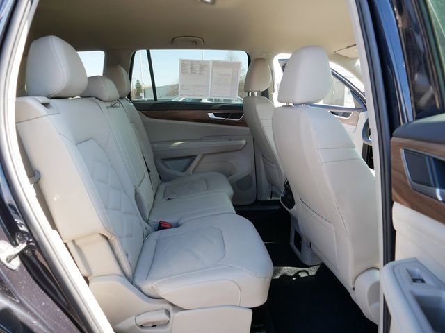 Certified 2025 Volkswagen Atlas SE image 20