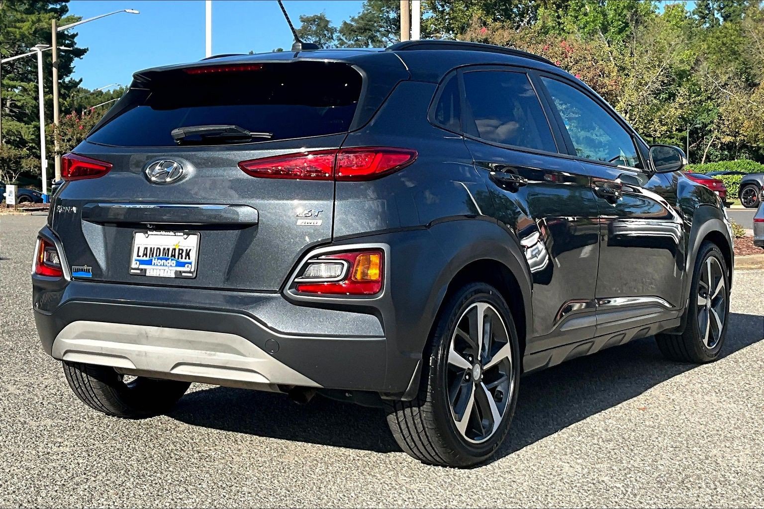 Used 2018 Hyundai Kona Limited AWD/4WD image 2