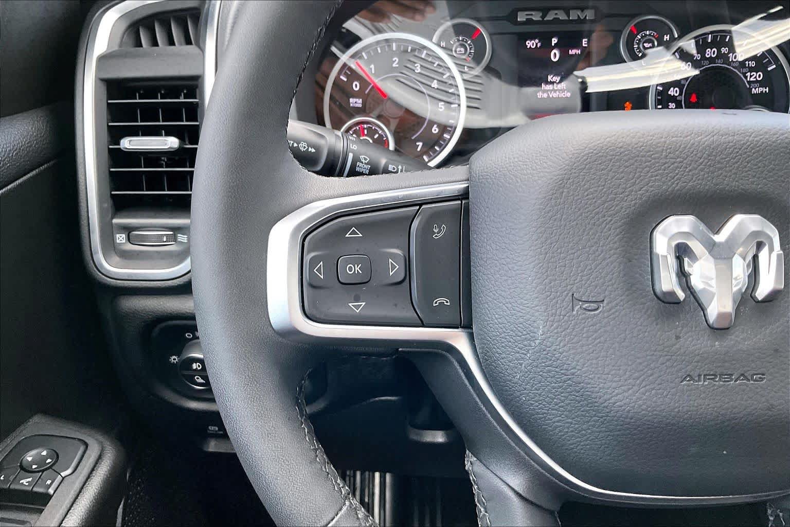 Used 2025 RAM 1500 Big Horn w/ Night Edition AWD/4WD image 22