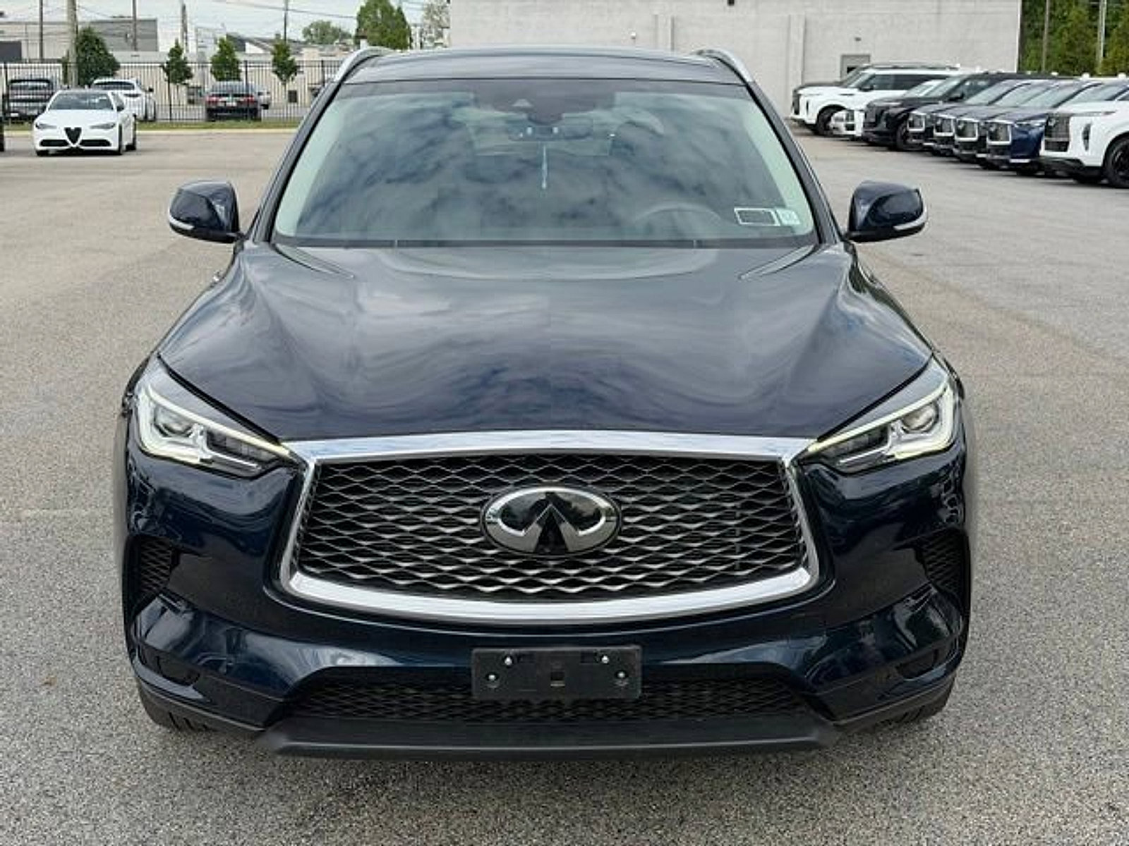 Certified 2023 INFINITI QX50 Luxe AWD/4WD image 2