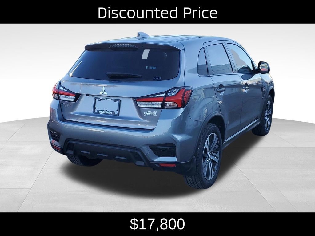 Used 2023 Mitsubishi Outlander Sport SE image 3
