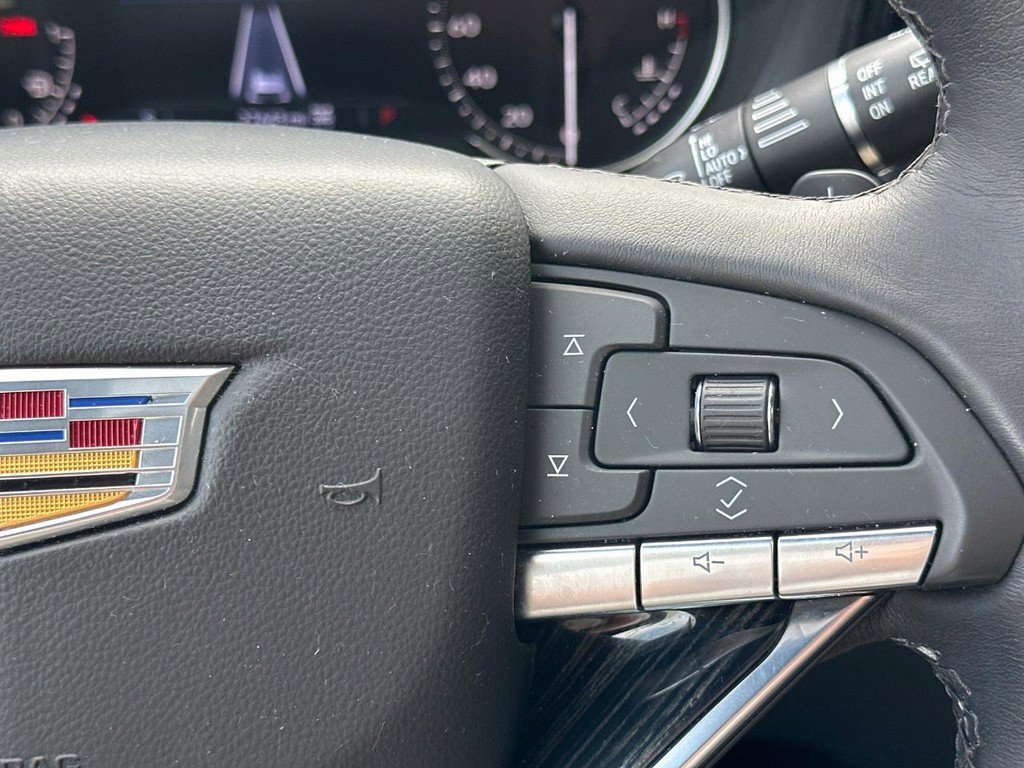 Certified 2024 Cadillac XT6 Premium Luxury AWD/4WD image 23