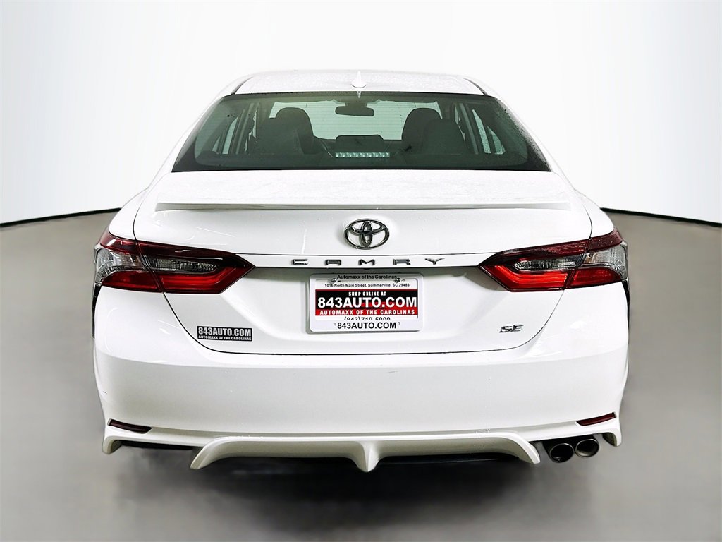 Used 2024 Toyota Camry SE image 6