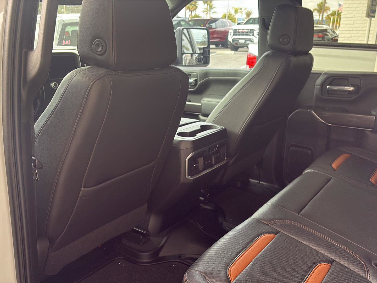 Used 2021 GMC Sierra 2500 AT4 AWD/4WD image 32