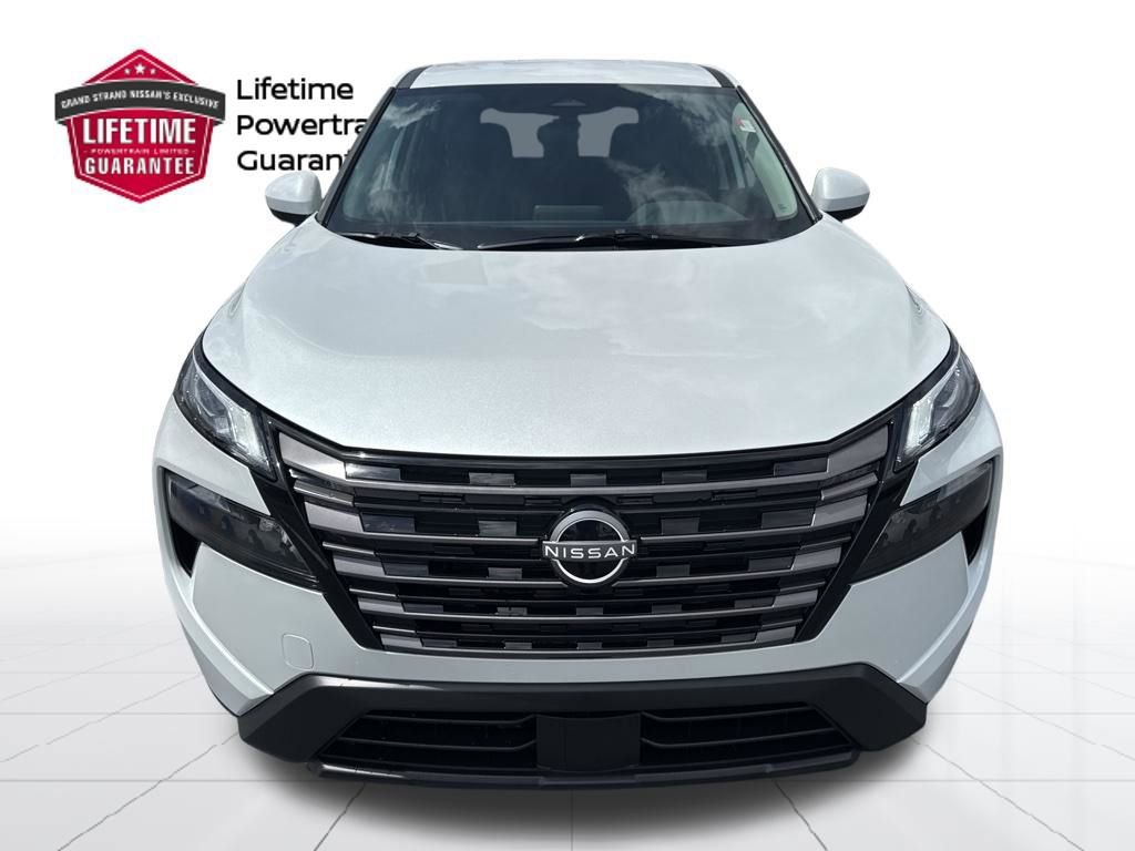 New 2026 Nissan Rogue SV FWD image 2