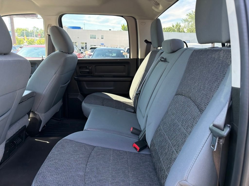 Used 2019 RAM 1500 Express w/ Wheel & Sound Group AWD/4WD image 14
