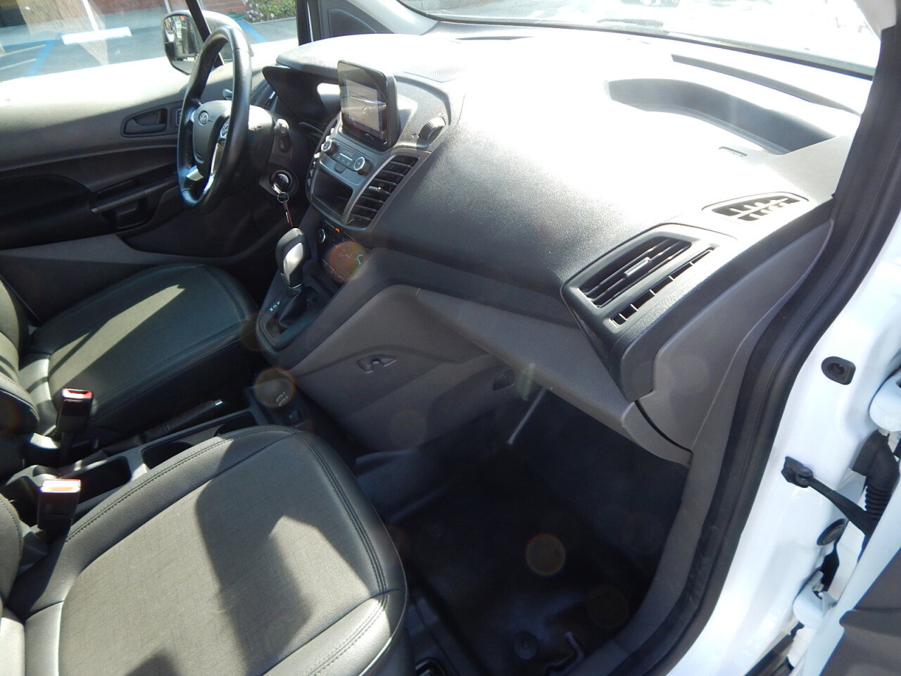 Used 2020 Ford Transit Connect XL image 21