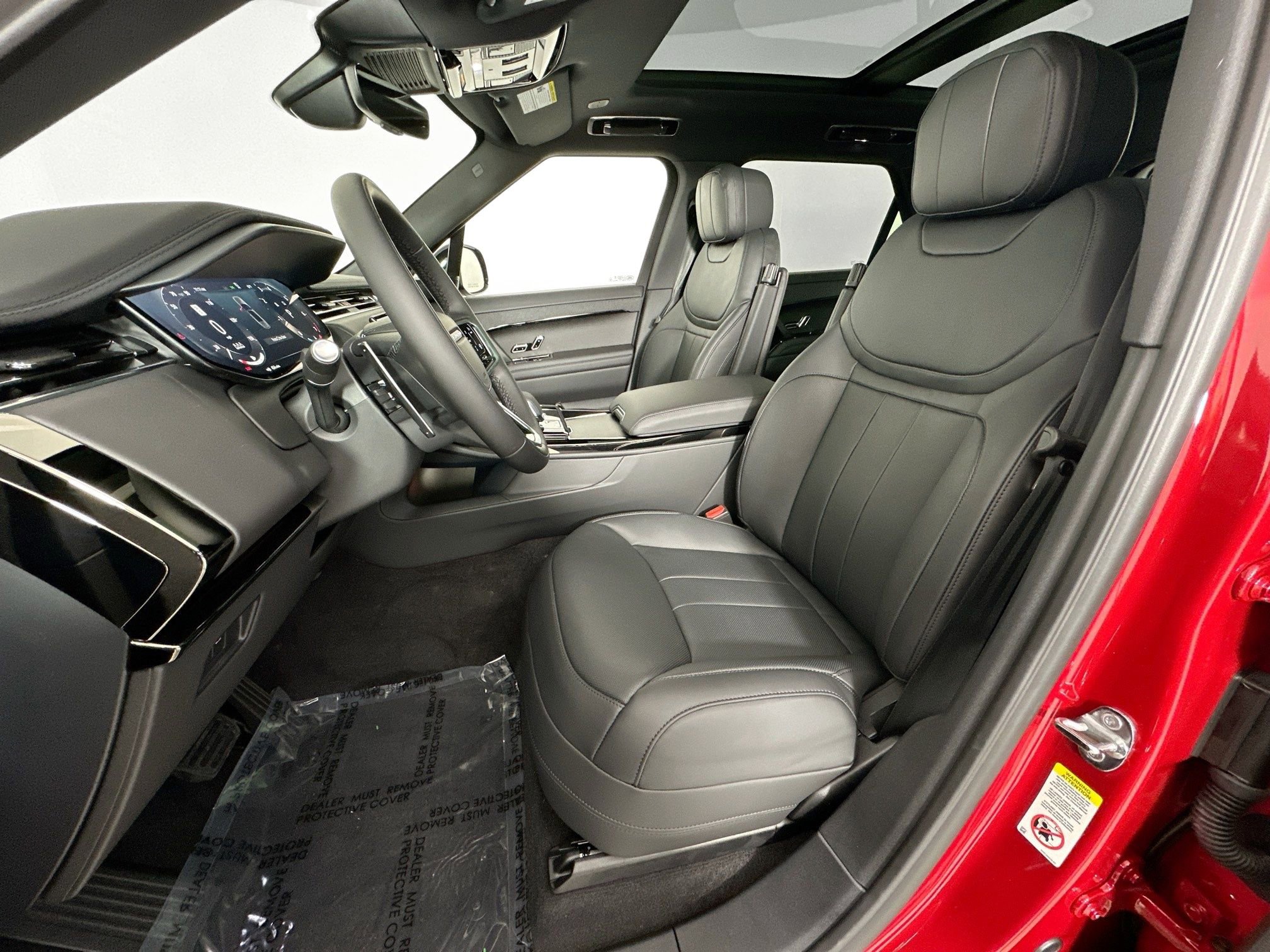 Used 2026 Land Rover Range Rover Sport SE image 18