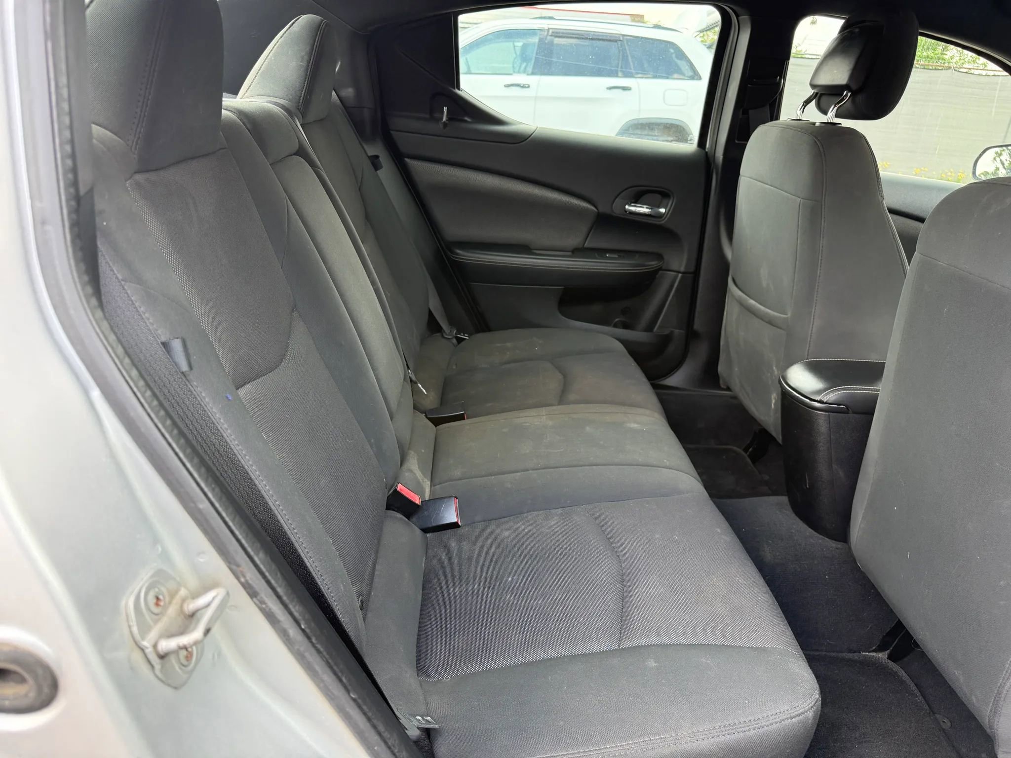 Used 2012 Dodge Avenger SE FWD image 20