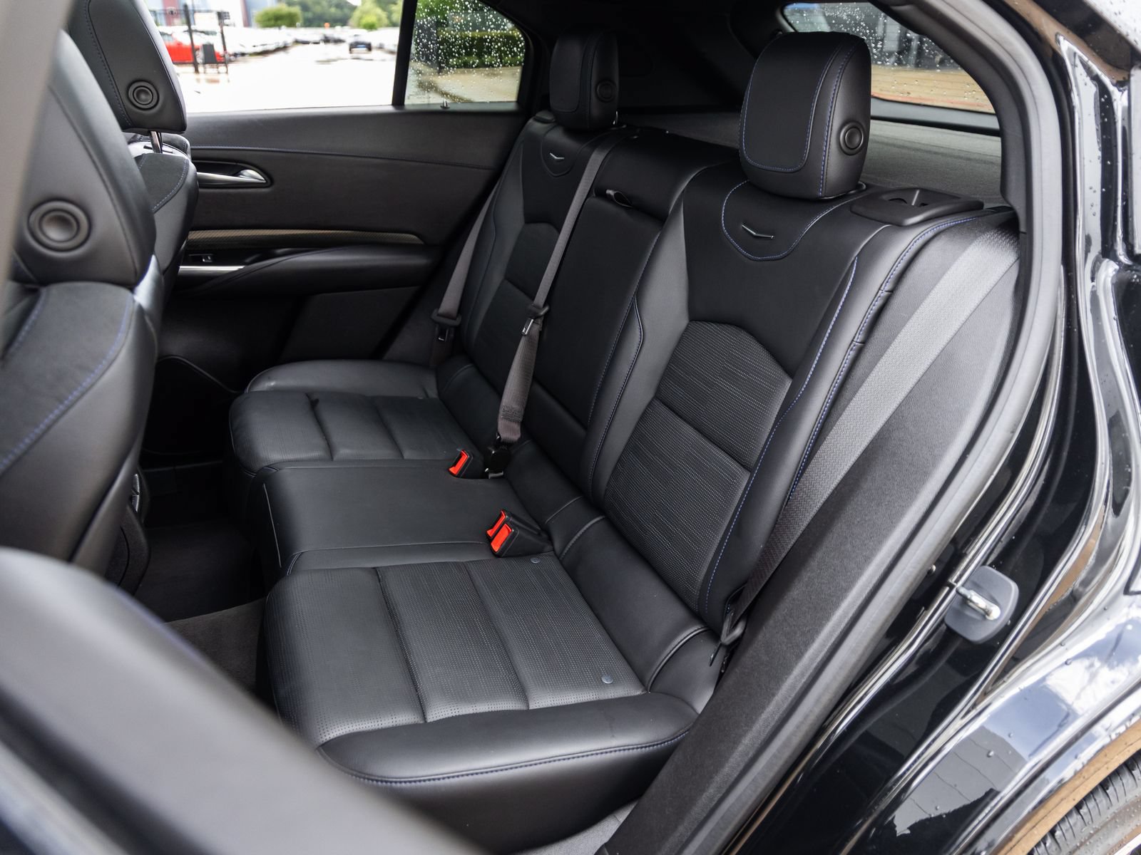 Used 2024 Cadillac XT4 Sport FWD image 32
