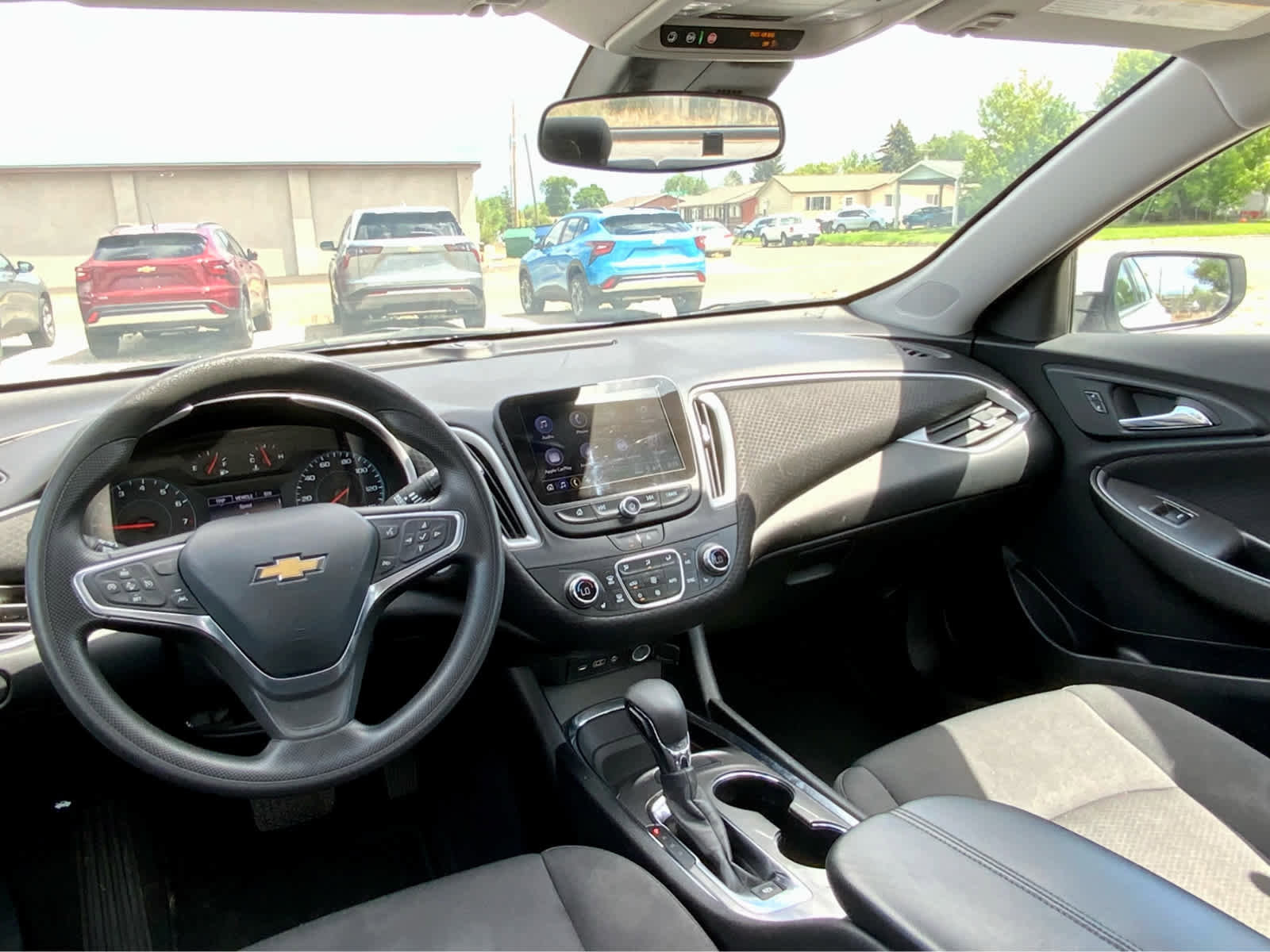 Used 2023 Chevrolet Malibu LT image 34