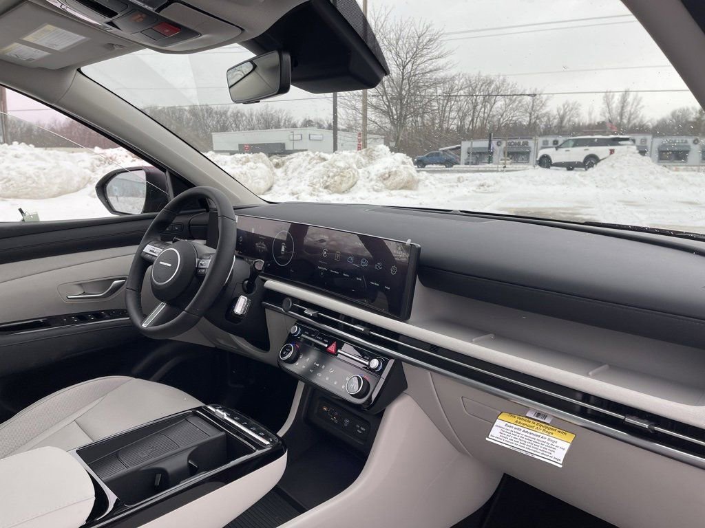 New 2026 Hyundai Tucson Limited image 15