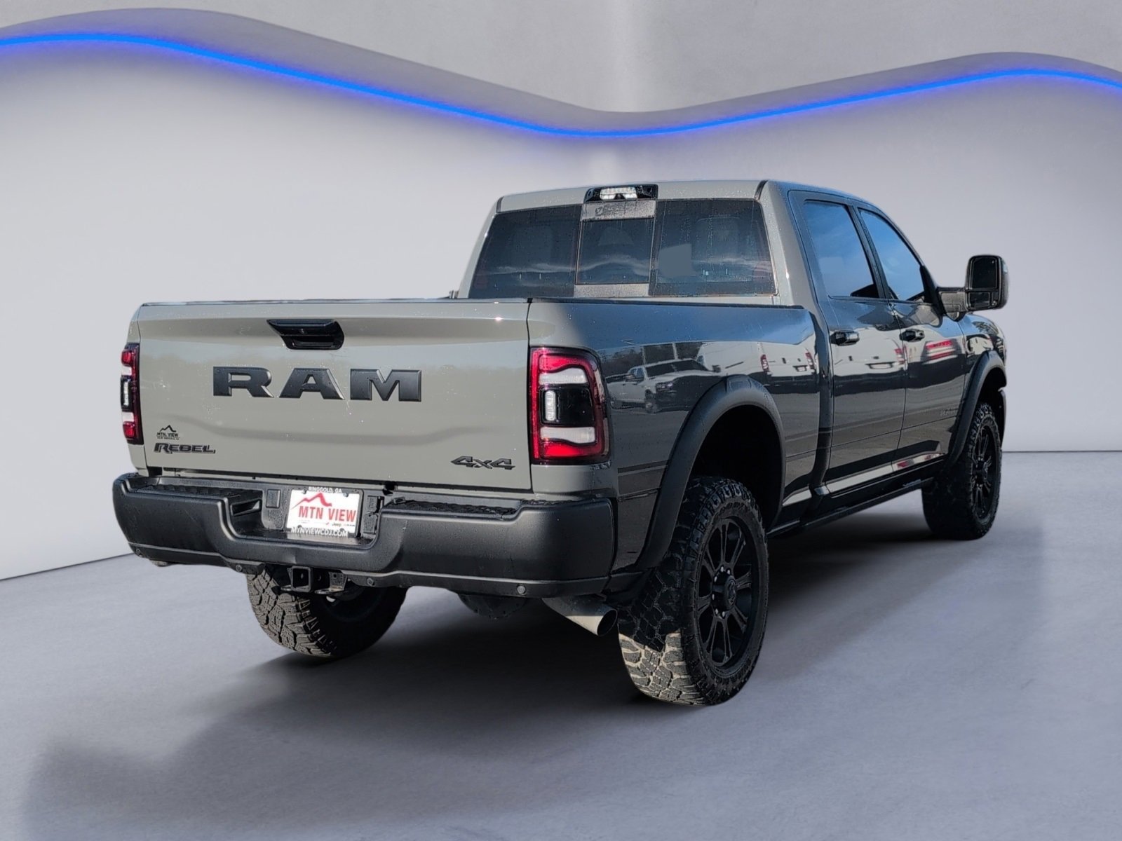 Used 2024 RAM 2500 Rebel w/ Towing Technology Group image 3