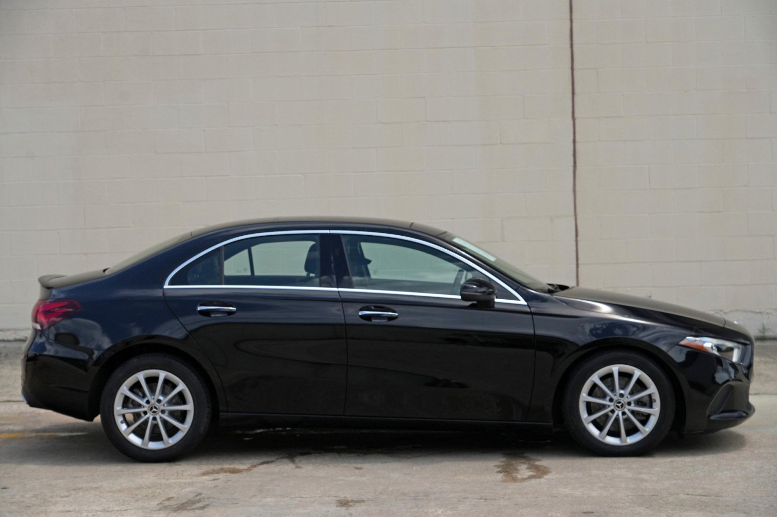 Used 2020 Mercedes-Benz A 220 w/ Premium Package image 53