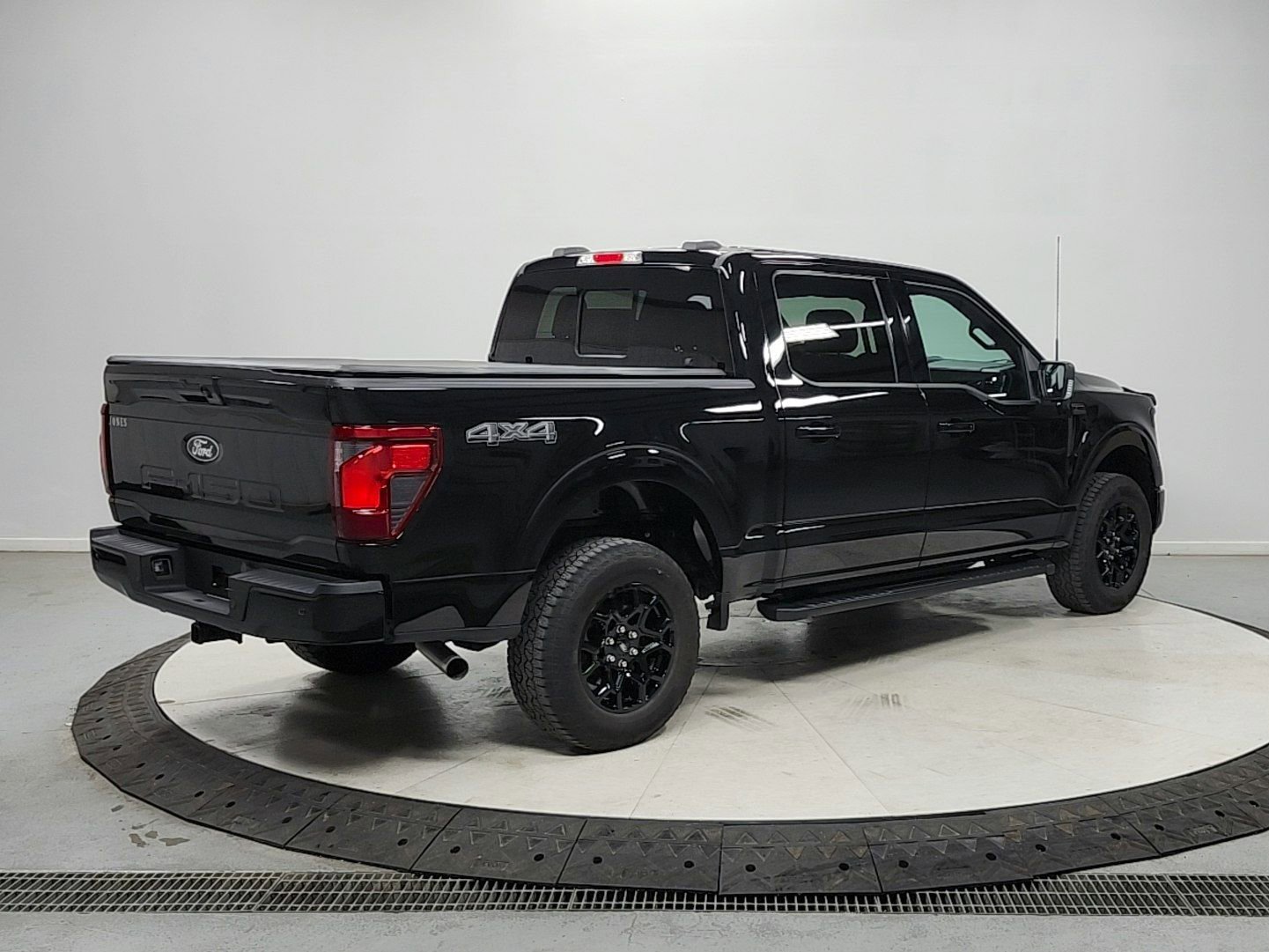 Used 2024 Ford F150 XLT w/ Equipment Group 302A MID AWD/4WD image 7