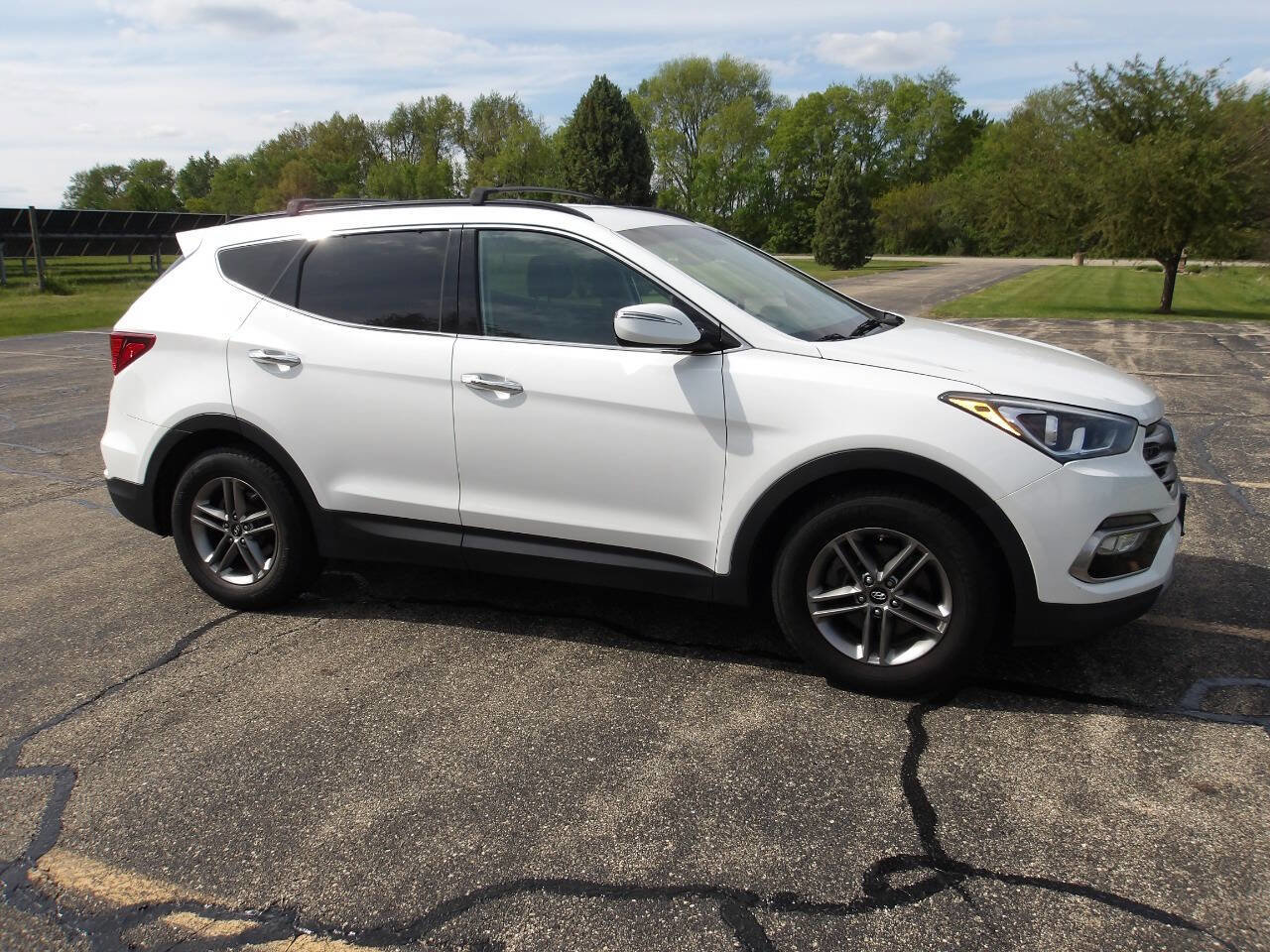 Used 2017 Hyundai Santa Fe Sport AWD/4WD image 1