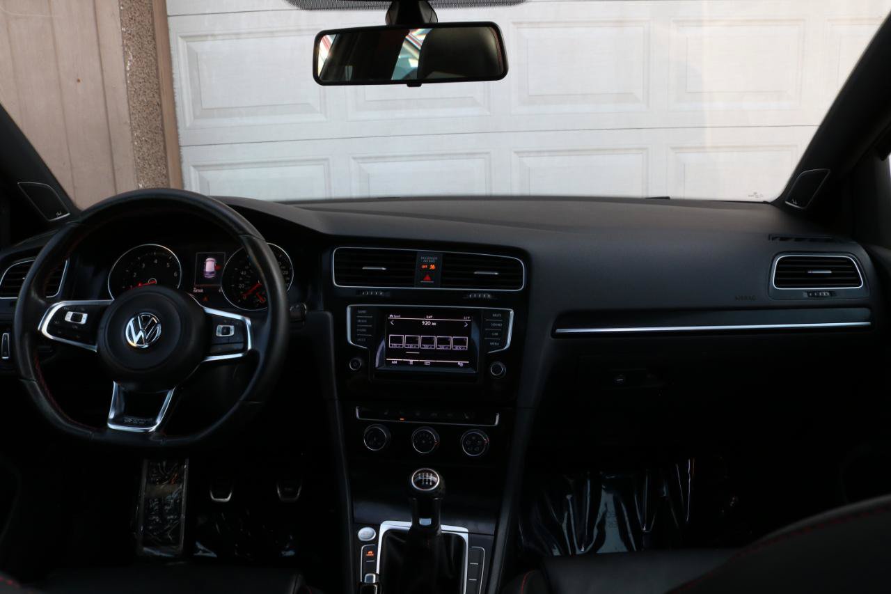 Used 2015 Volkswagen GTI SE w/ Lighting Package (SEL) FWD image 46
