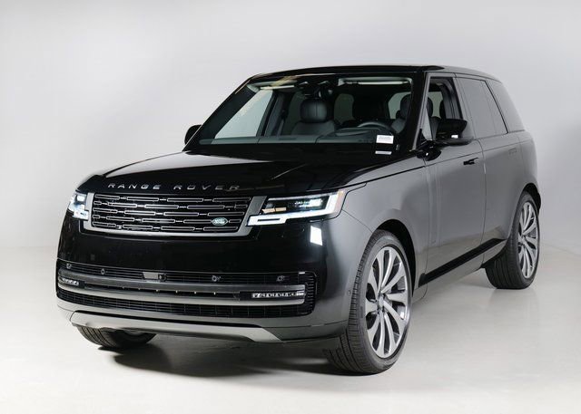 New 2025 Land Rover Range Rover SE image 1