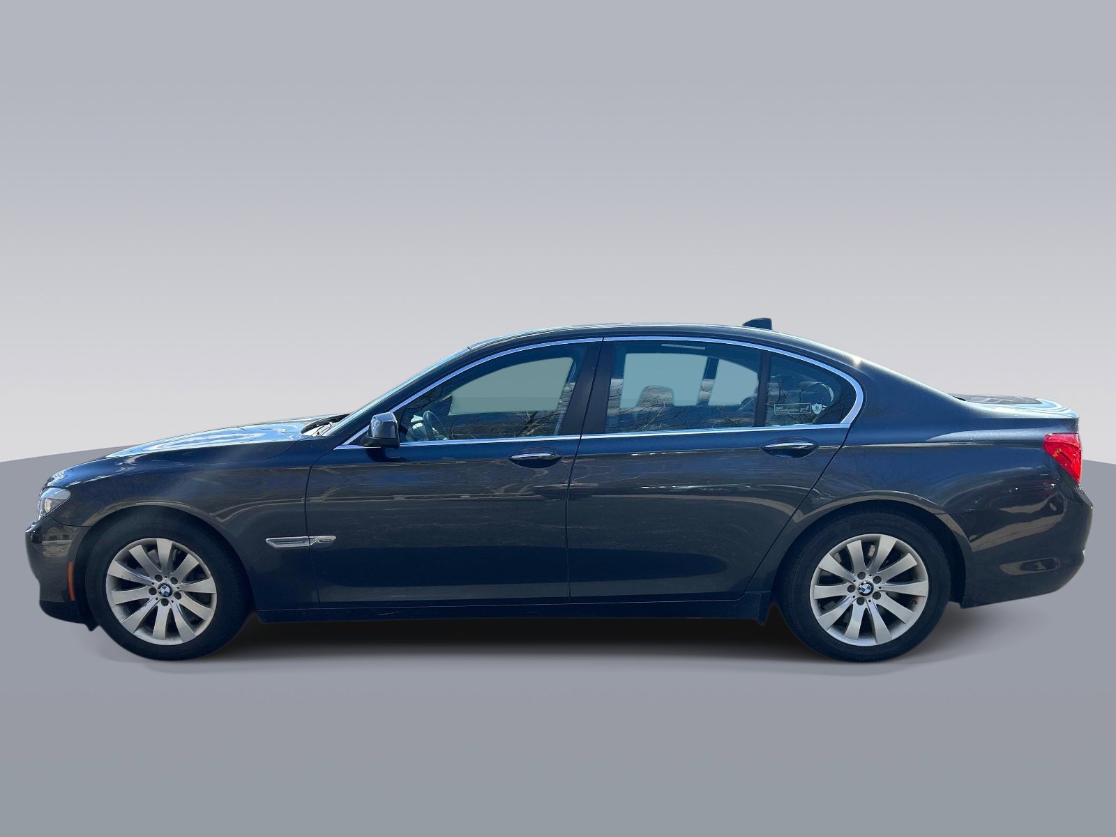 Used 2011 BMW 750i xDrive AWD/4WD image 6