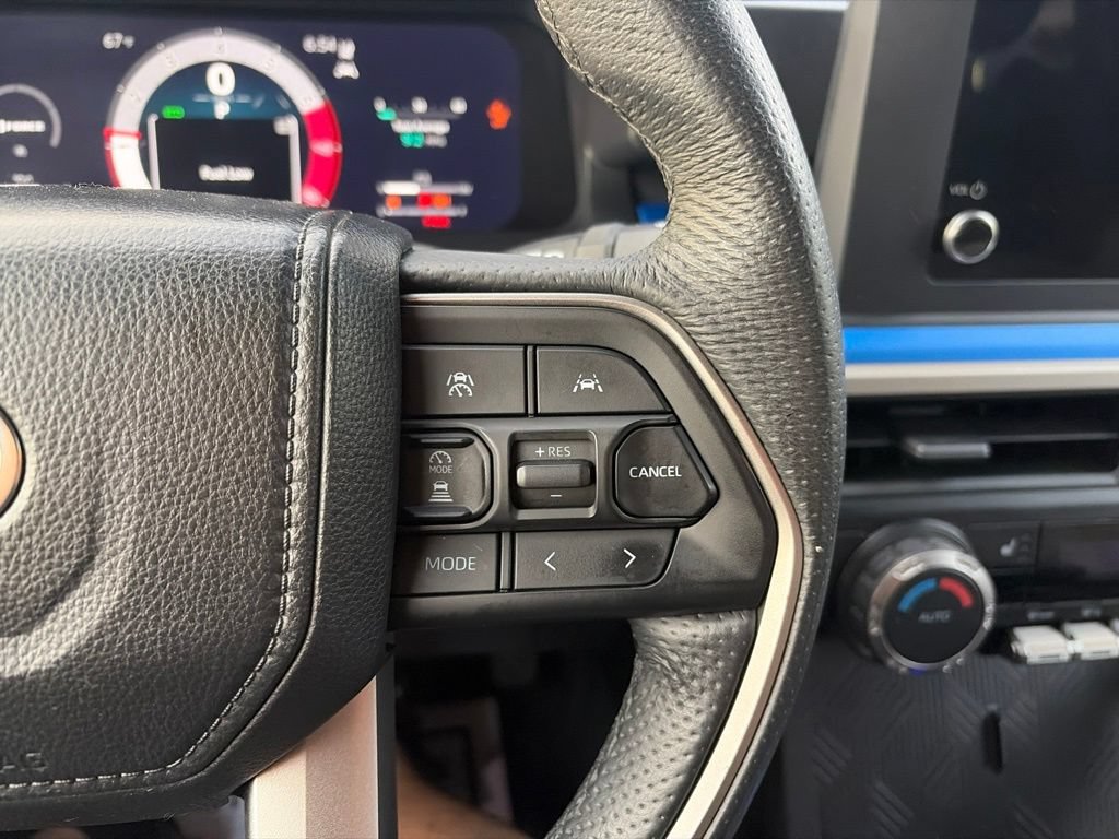 Used 2025 Toyota Tacoma TRD Off-Road AWD/4WD image 23