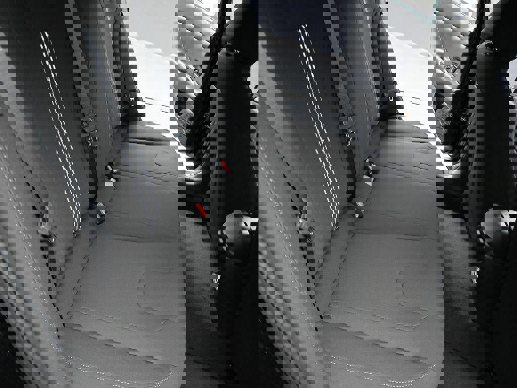 New 2026 Hyundai Elantra Sport image 25