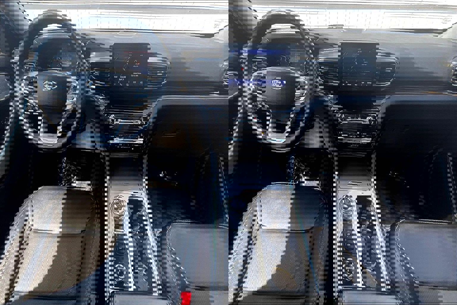 Used 2021 Ford Explorer Limited w/ Equipment Group 301A image 19