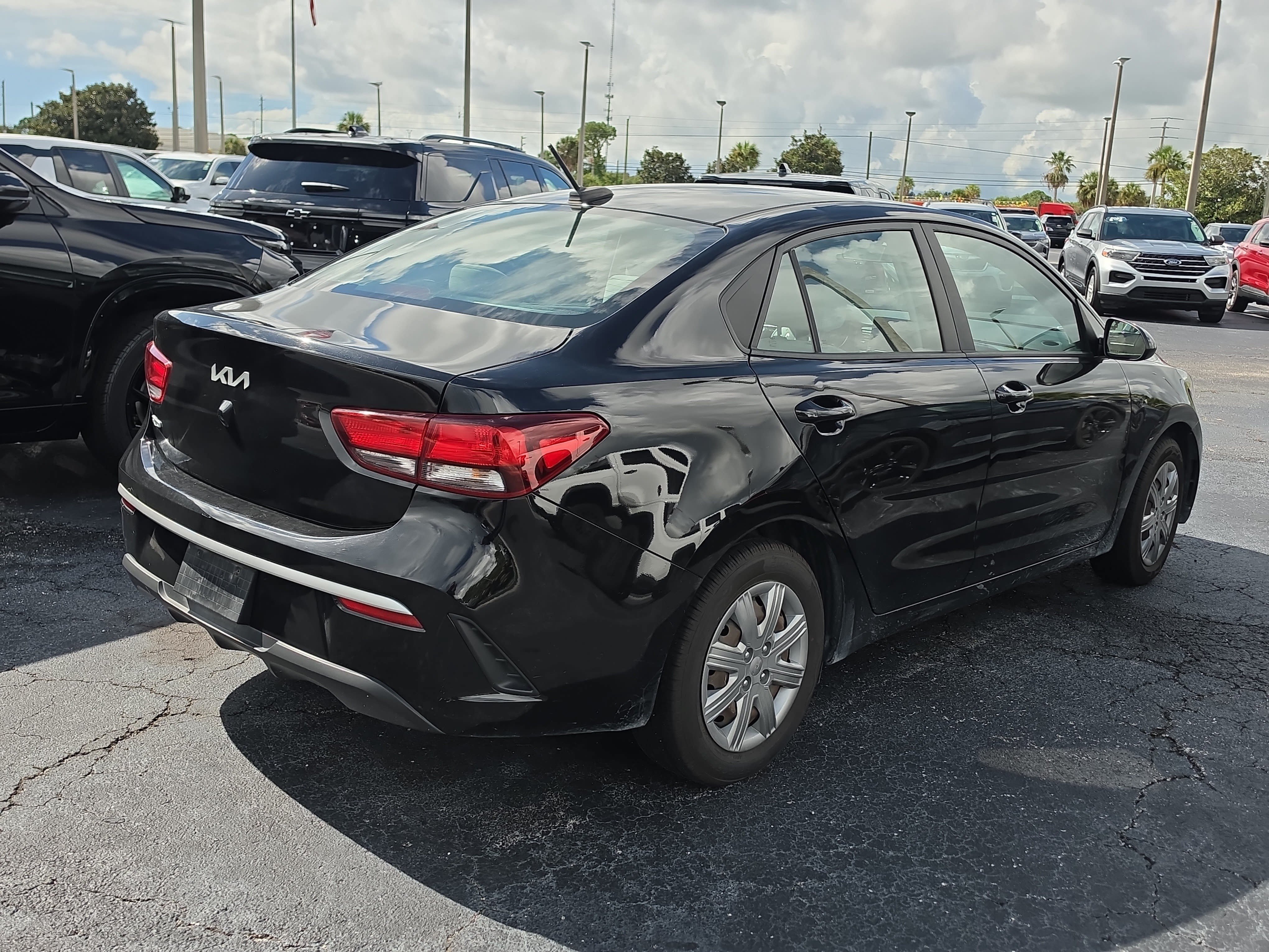 Used 2022 Kia Rio S FWD image 6