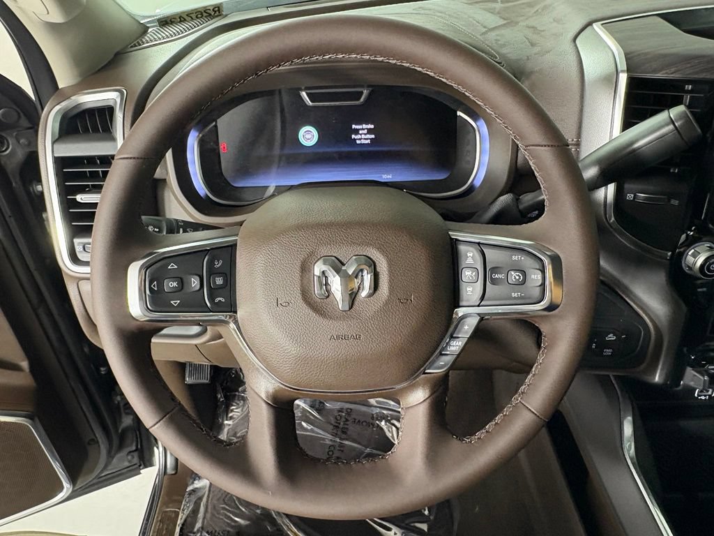 New 2026 RAM 2500 Laramie AWD/4WD image 23