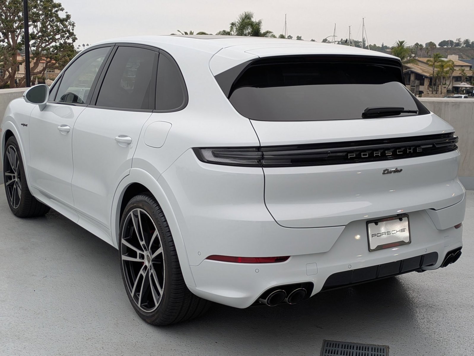 New 2026 Porsche Cayenne Turbo image 3