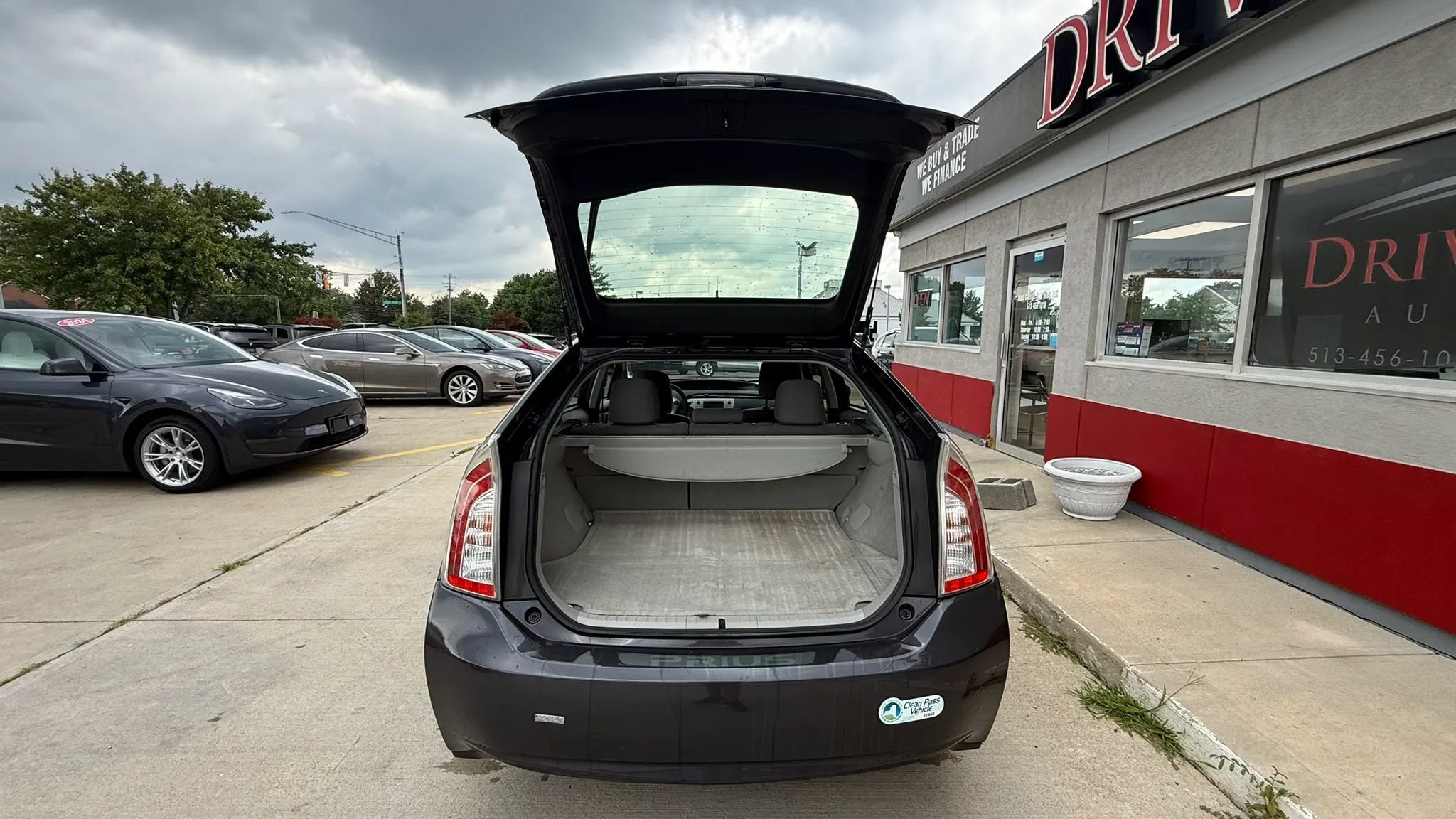 Used 2015 Toyota Prius Three FWD image 20