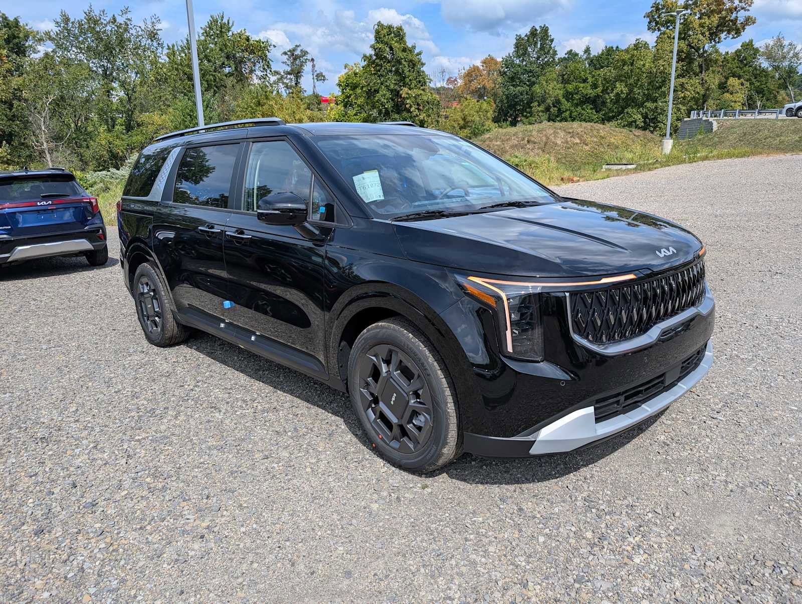 New 2026 Kia Carnival EX image 6