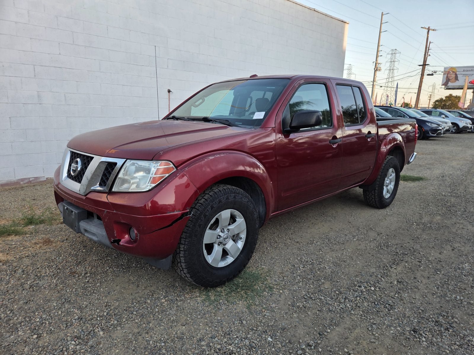 Used 2013 Nissan Frontier SV w/ SV Value Truck Pkg RWD image 1