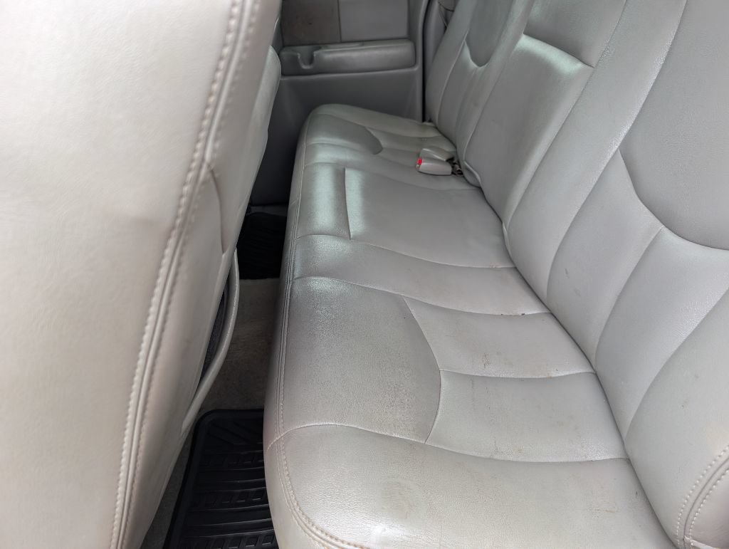 Used 2003 GMC Sierra 1500 SLT w/ Professional Package RWD image 9
