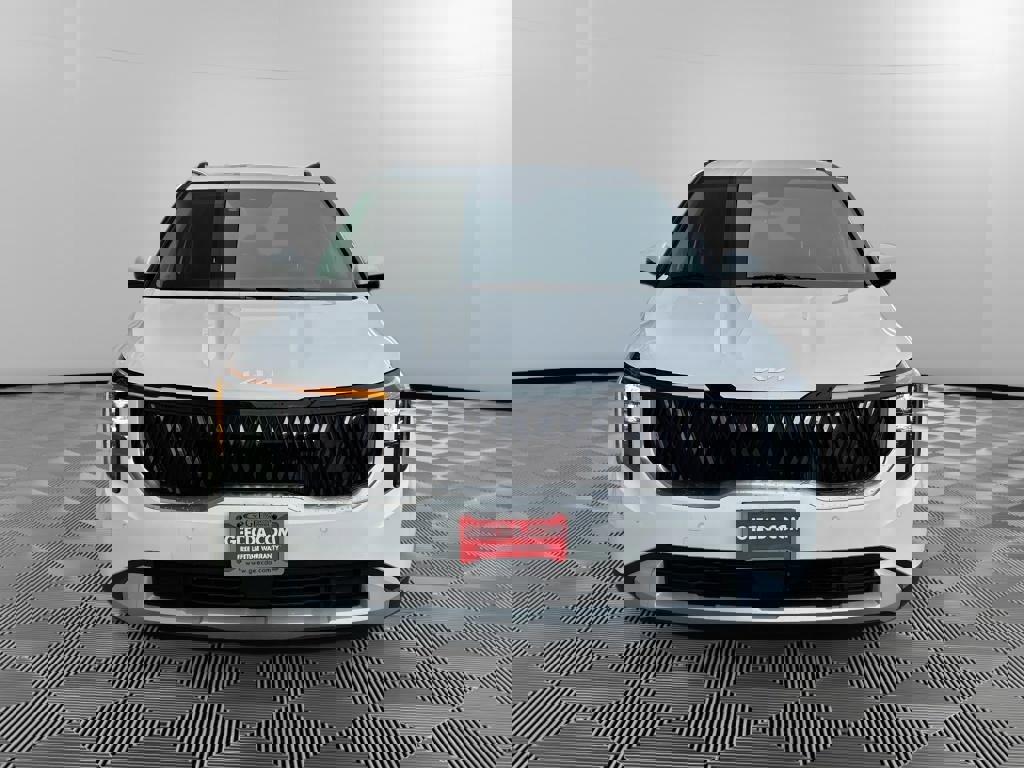 New 2026 Kia Carnival EX image 2