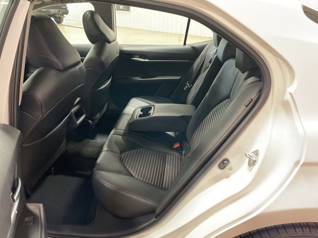 Used 2022 Toyota Camry SE w/ Convenience Package FWD image 22