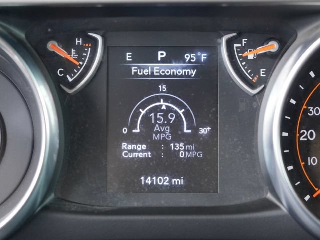 Used 2022 Jeep Wrangler Sport AWD/4WD image 18