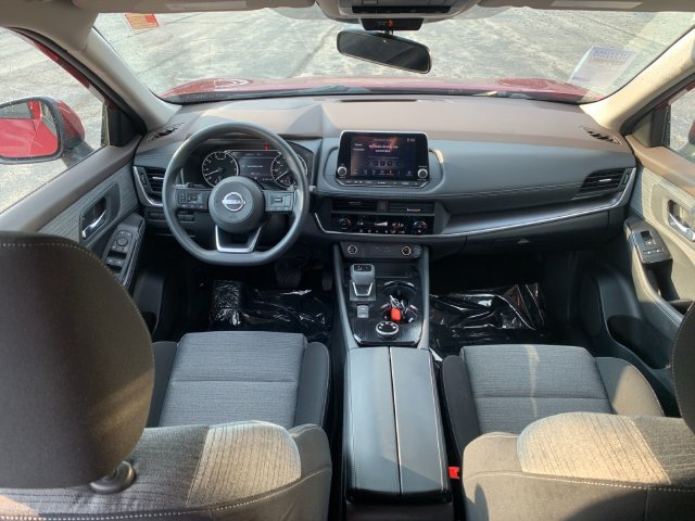 Used 2023 Nissan Rogue SV AWD/4WD image 15
