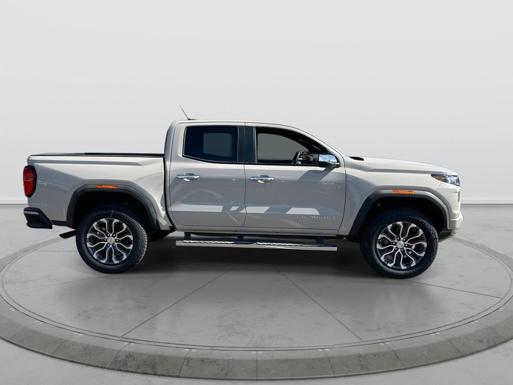 New 2026 GMC Canyon Denali AWD/4WD image 9