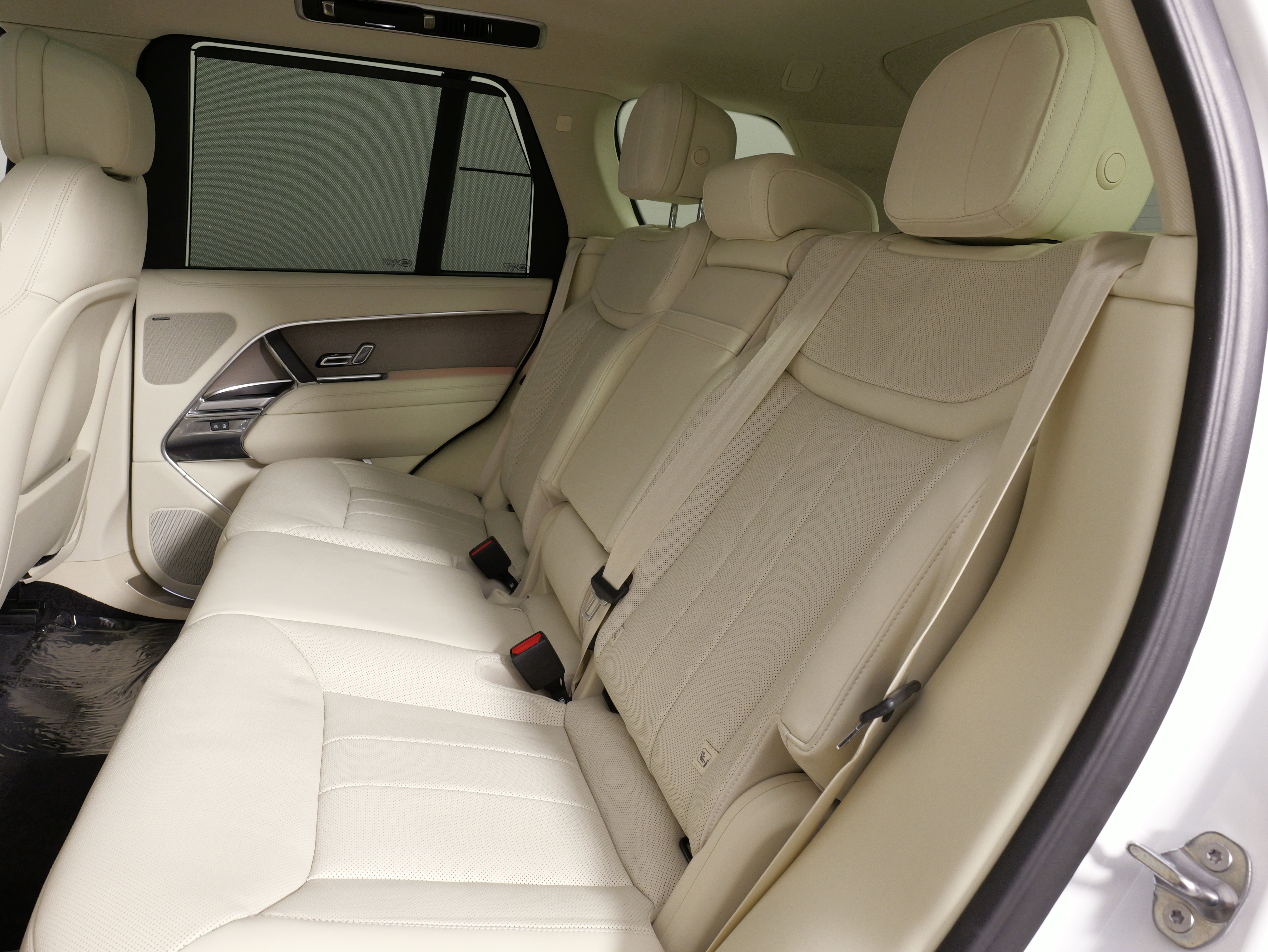 Used 2023 Land Rover Range Rover SE image 34