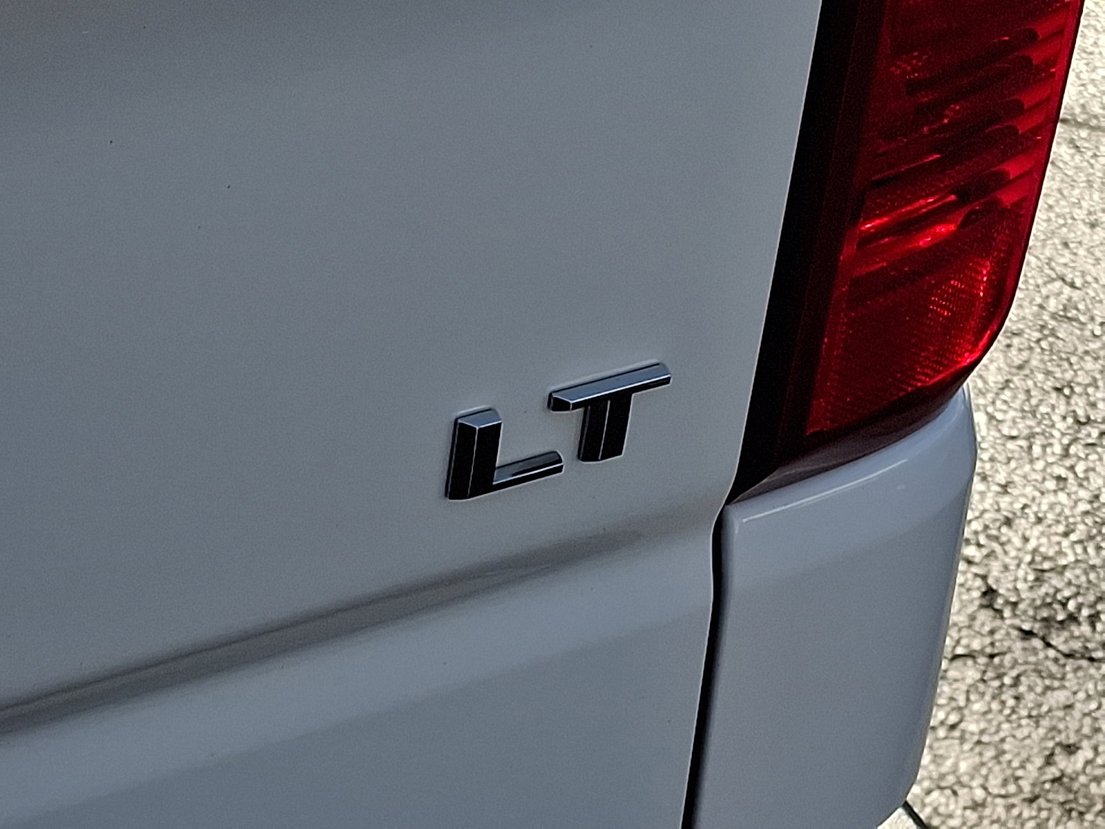 Certified 2025 Chevrolet Silverado 1500 LT image 31