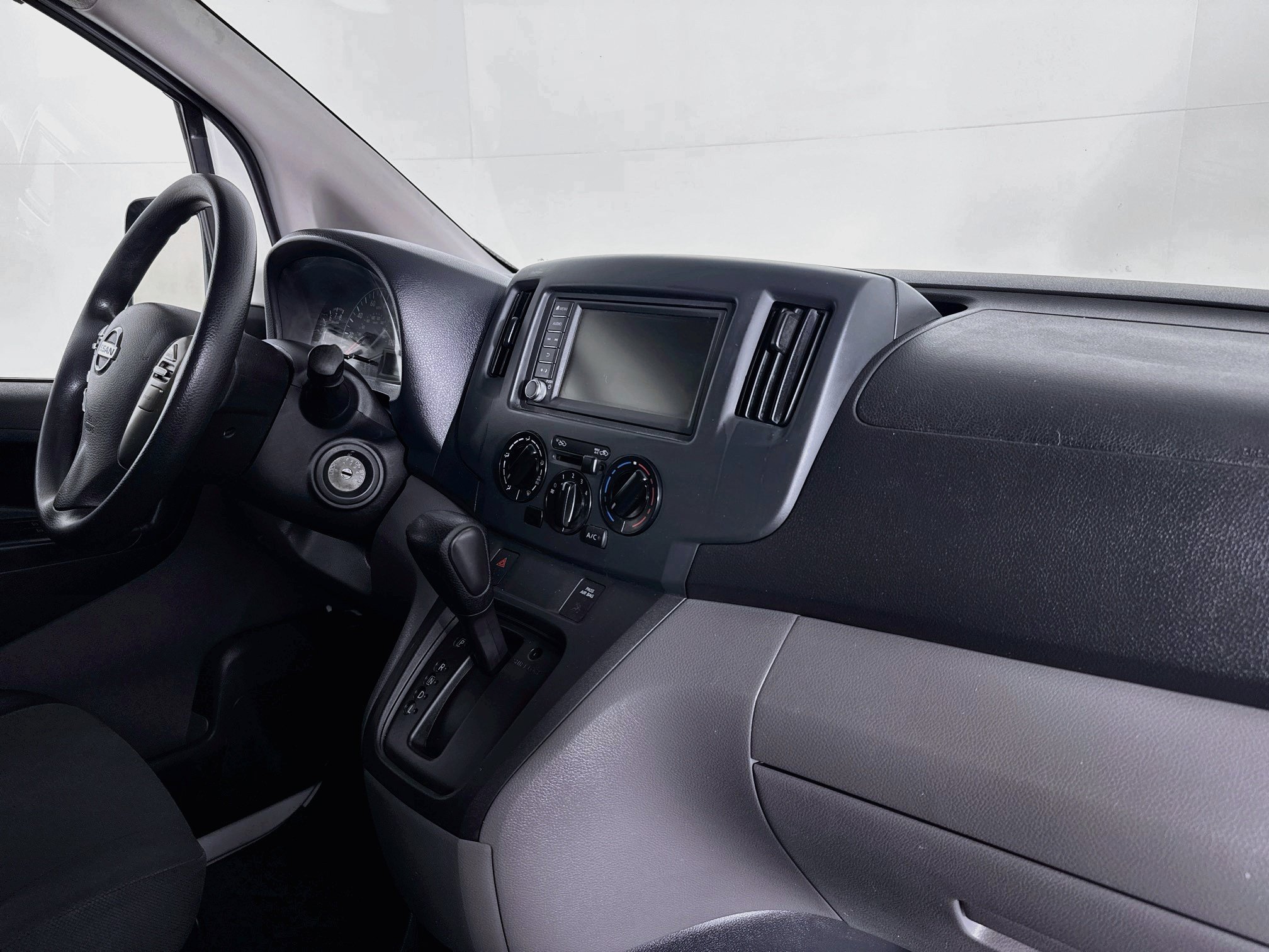 Used 2021 Nissan NV200 S FWD image 23