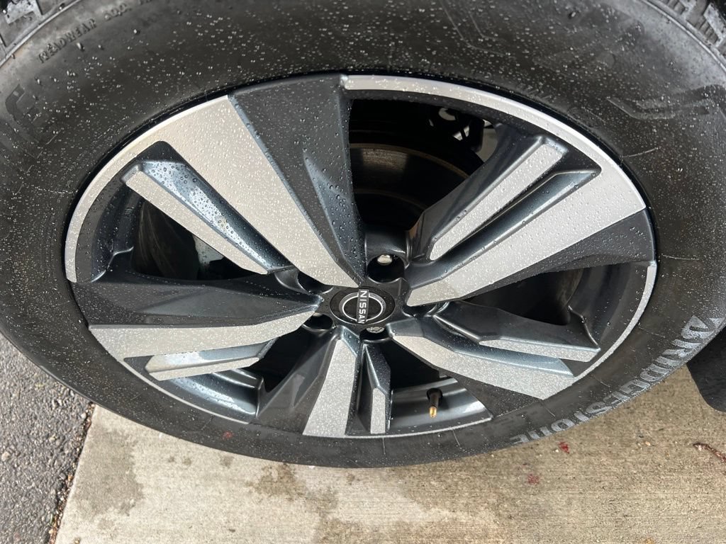 Certified 2023 Nissan Rogue SL AWD/4WD image 44