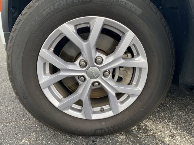 Used 2022 Jeep Grand Cherokee L Limited image 35