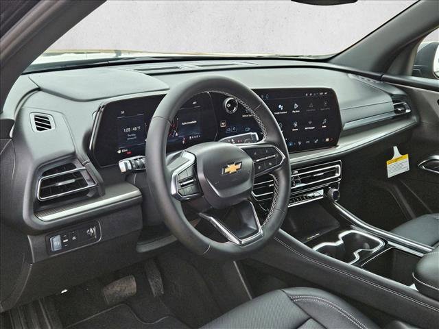 New 2026 Chevrolet Traverse LT image 3