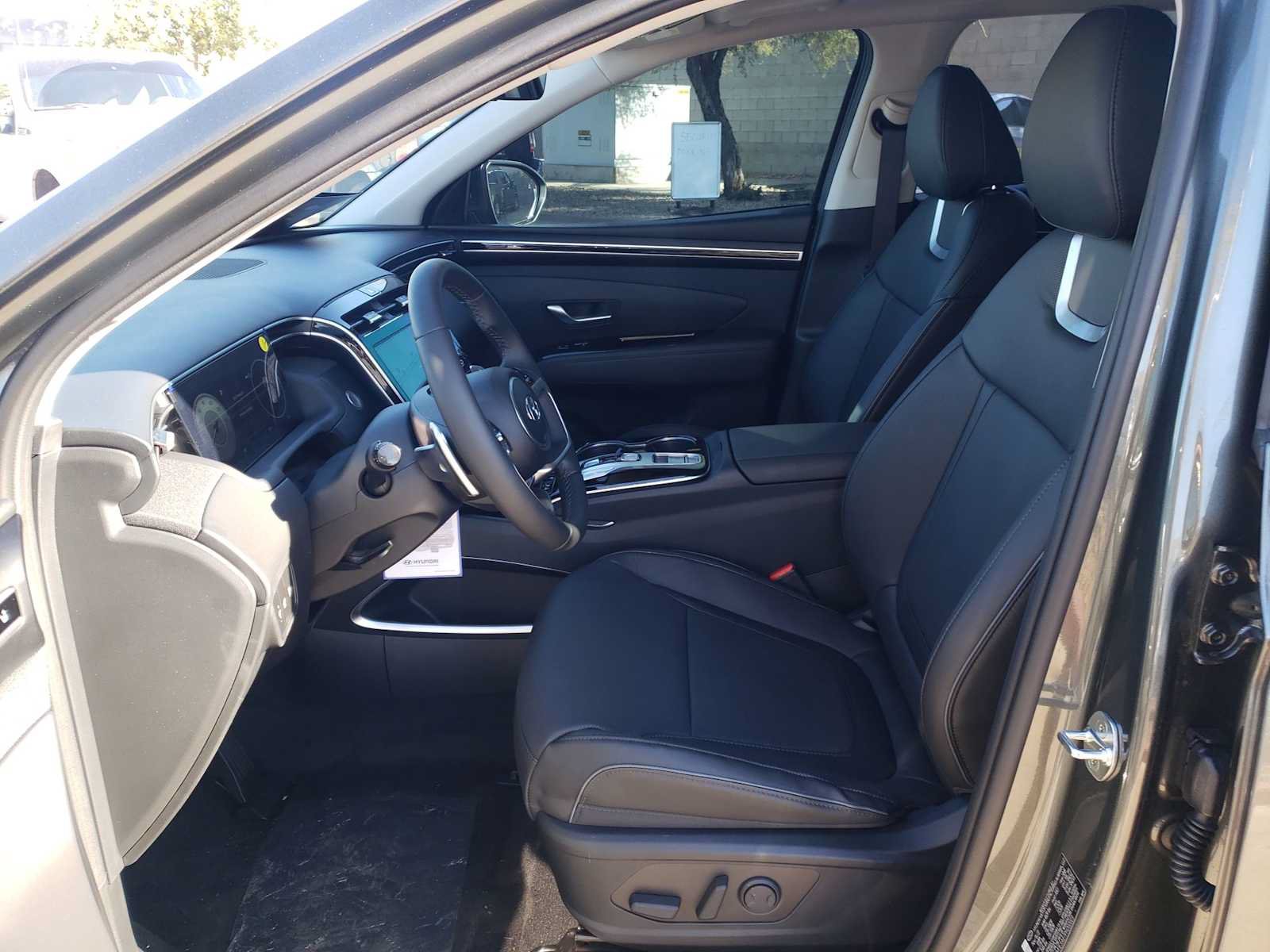 Certified 2023 Hyundai Tucson Limited FWD image 8