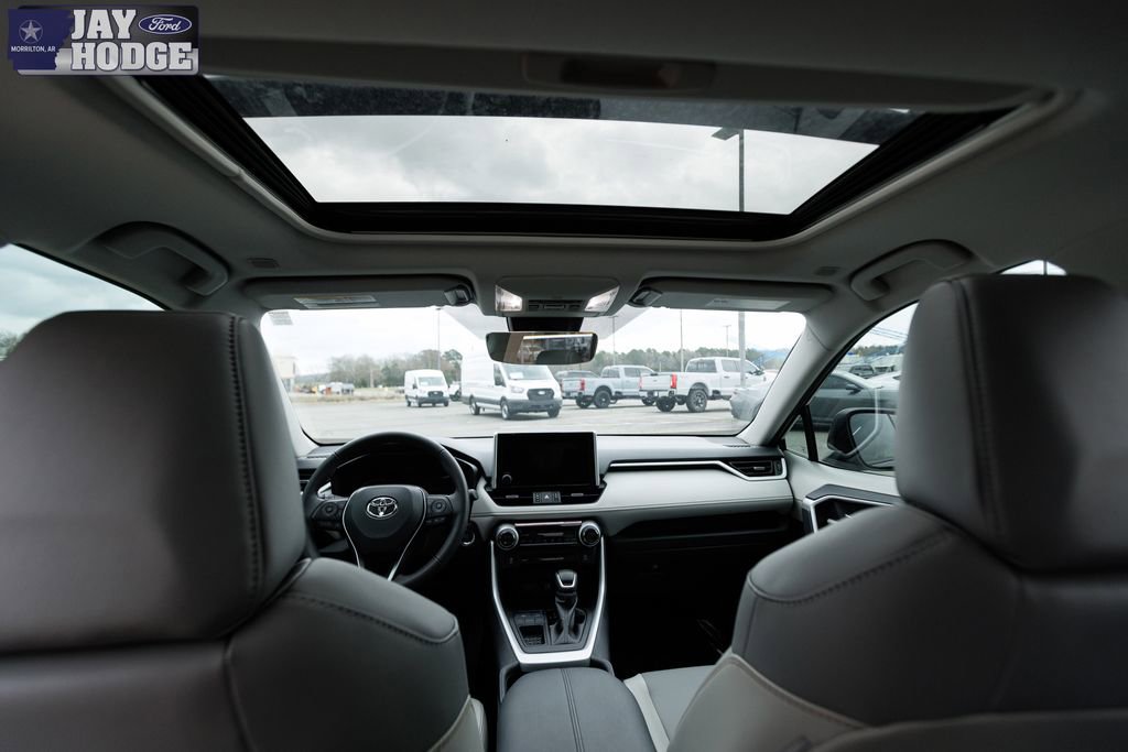 Used 2024 Toyota RAV4 XLE Premium image 16