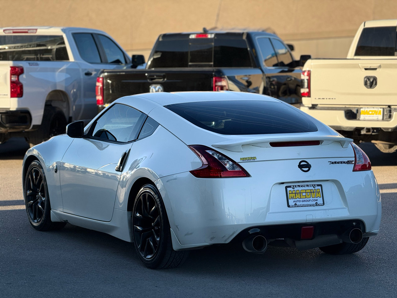 Used 2020 Nissan 370Z Coupe image 5