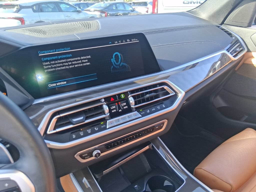 Used 2022 BMW X5 xDrive45e w/ M Sport Package AWD/4WD image 14